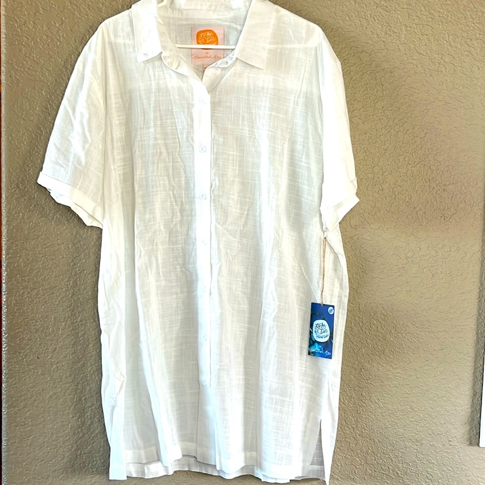 Lucky We Live in Hawaii x Goldfish Kiss Button Down Top